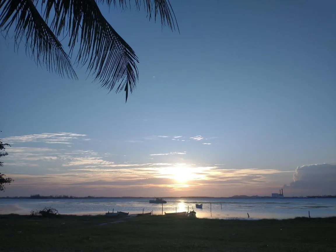 Guest house Suites Para Casais Na Praca Oswaldo Cruz Cabo Frio Brazil