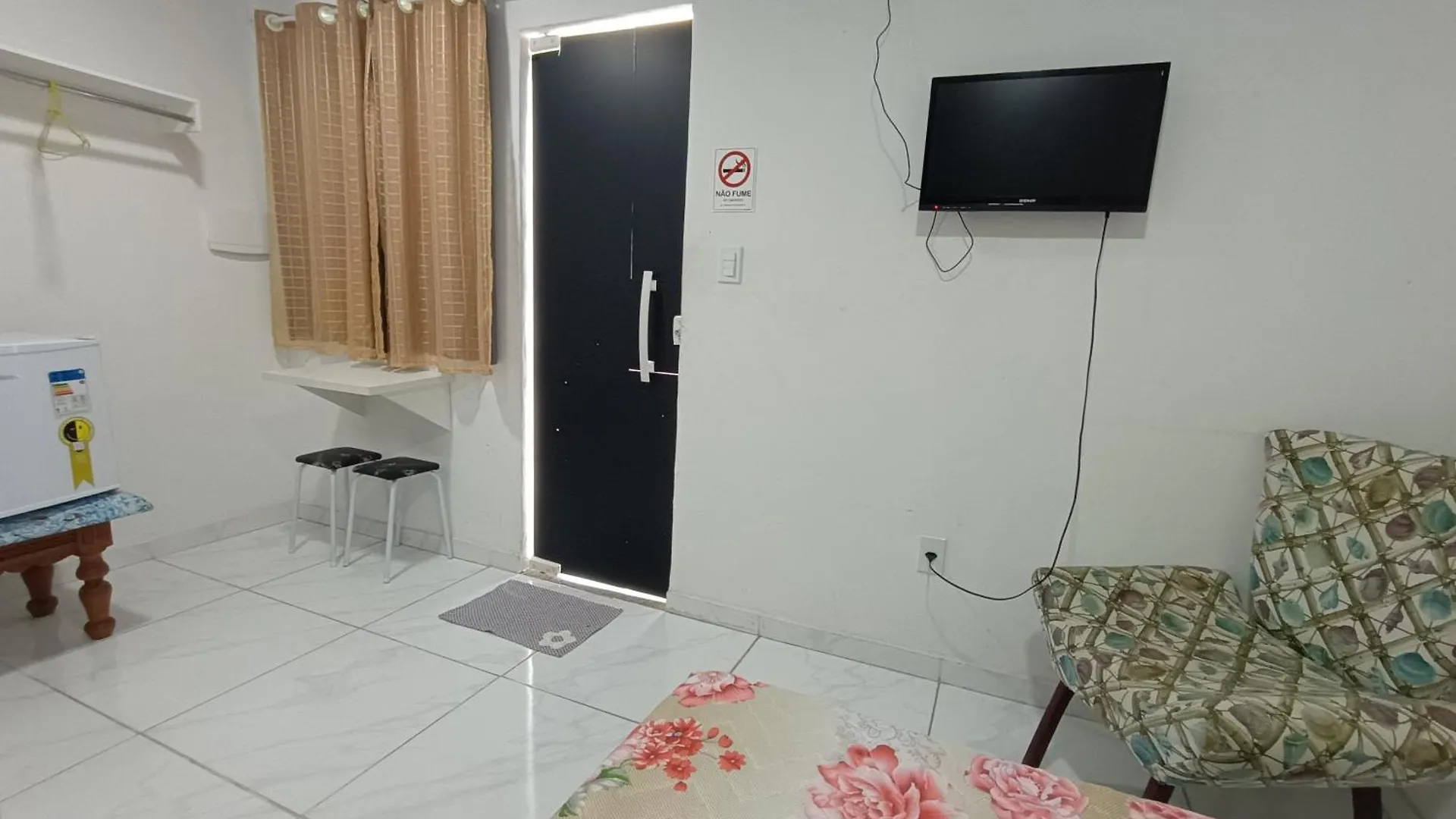 Suites Para Casais Na Praca Oswaldo Cruz Cabo Frio Guest house