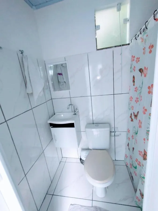 Suites Para Casais Na Praca Oswaldo Cruz Cabo Frío Pensión
