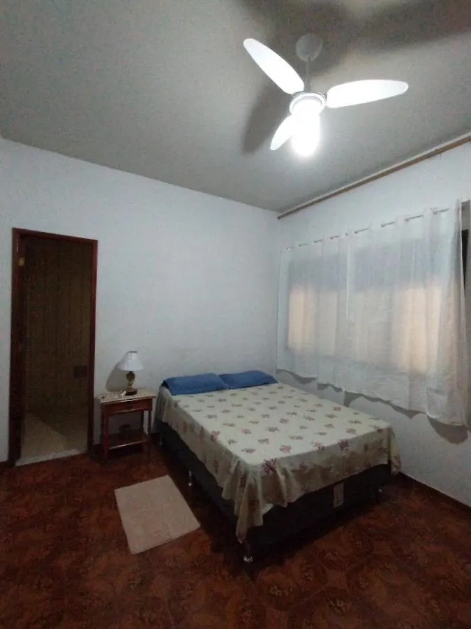 Suites Para Casais Na Praca Oswaldo Cruz Cabo Frio Penzion