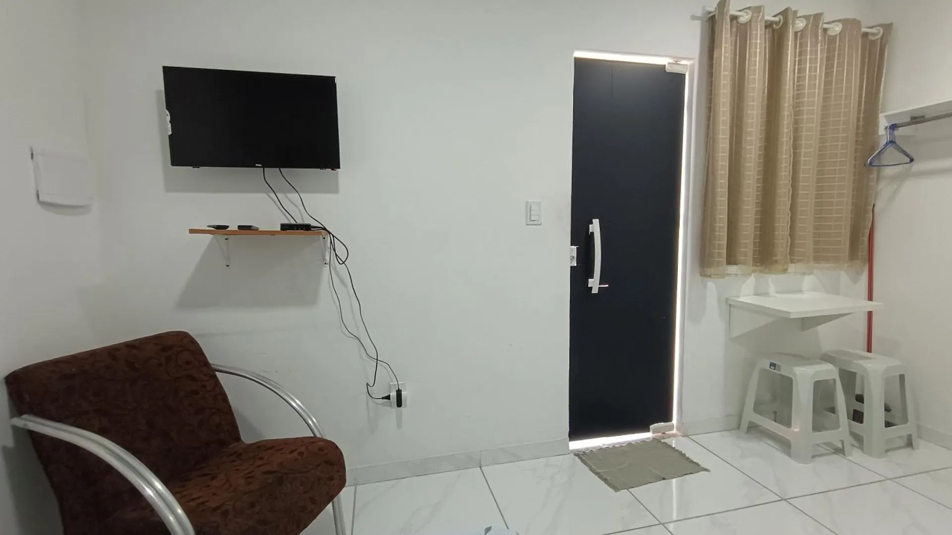 Penzion Suites Para Casais Na Praca Oswaldo Cruz Cabo Frio